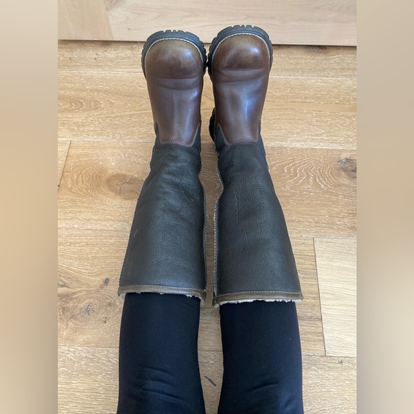 *FLAW* UGG BROOKS (BROWN) LEATHER SHEARLING TALL BOOTS (8) **PRICE FIRM** - Picture 6 of 12